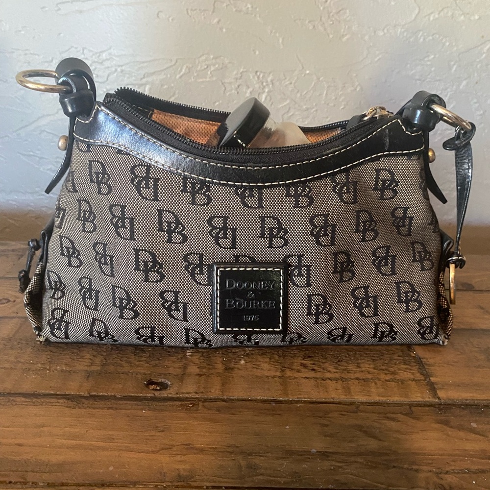 Dooney and Bourke
